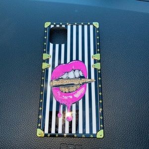 Square 11 Pro Max Phone Case